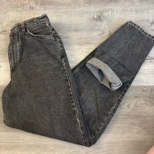 Vintage white tab 90’s Levi’s 633’s faded black grey mom jeans